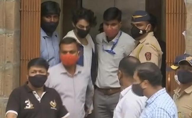 Mumbai Drugs Case : कोर्ट ने नहीं दी आर्यन खान को जमानत, अब खटखटाना होगा सेशन कोर्ट का दरवाजा