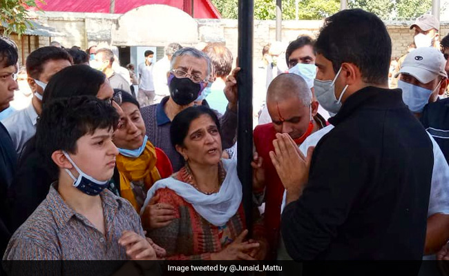 Road In Srinagar To Be Named After Chemist Killed By Terrorists: Mayor