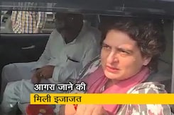 प्रियंका गांधी को हिरासत से छोड़ा गया, 4 लोगों के साथ आगरा जाने की मिली इजाजत प्रियंका गांधी को हिरासत से छोड़ा गया, 4 लोगों के साथ आगरा जाने की मिली इजाजत