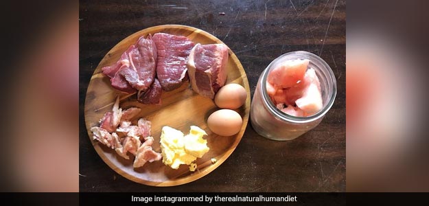 Health Tips : हेल्थ इनफ्लुएंसर कच्चा मांस खाने को दे रहे हैं बढ़ावा, जानें एक्सपर्ट की राय