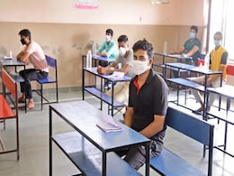 Maharashtra Colleges Reopening : महाराष्ट्र में आज से खुले कॉलेज और यूनिवर्सिटी, इस शर्त के साथ कैंपस में हुई छात्रों की एंट्री Maharashtra Colleges Reopening : महाराष्ट्र में आज से खुले कॉलेज और यूनिवर्सिटी, इस शर्त के साथ कैंपस में हुई छात्रों की एंट्री