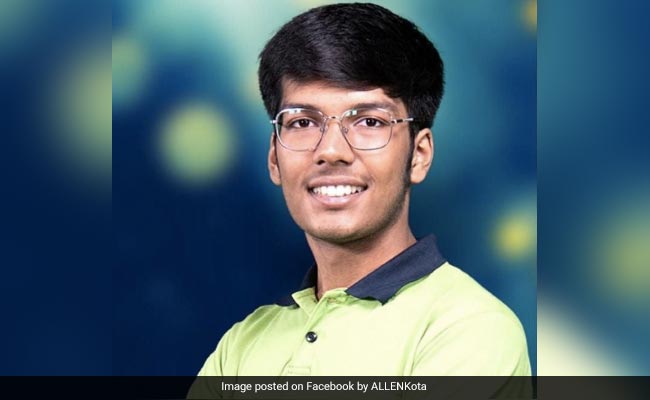 JEE Advanced result 2021: दिल्ली के मृदुल अग्रवाल ने किया टॉप, महिलाओं में काव्या चोपड़ा पहले नंबर पर