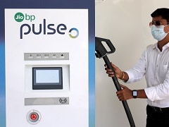 India Targets Major Global Firms For Local Battery Manufacturing: Report