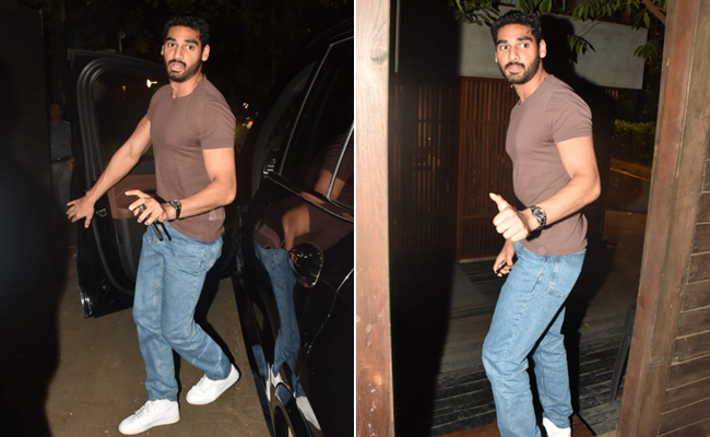 Ahan Shetty Keeps It Simply Casual For A Night Out In Town After <i>Tadap</i> Trailer Launch