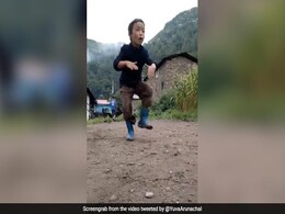 छोटे बच्चे ने गजब स्टाइल में गाया रणवीर सिंह की Gully Boy का रैप सॉन्ग, लोग बोले- टैलेंट कहीं भी मिल सकता है - देखें Video छोटे बच्चे ने गजब स्टाइल में गाया रणवीर सिंह की Gully Boy का रैप सॉन्ग, लोग बोले- टैलेंट कहीं भी मिल सकता है - देखें Video