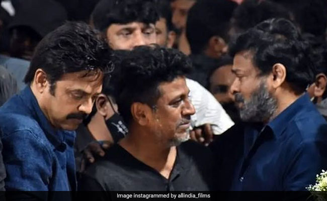 Chiranjeevi, Jr NTR, Rana Daggubati, Yash And Other Stars Pay Final Respects To Puneeth Rajkumar