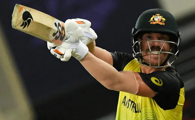 Aus vs SL: कुसल परेरा ने वॉर्नर का टपकाया आसान कैच, उसके बाद जो हुआ...देखें Video