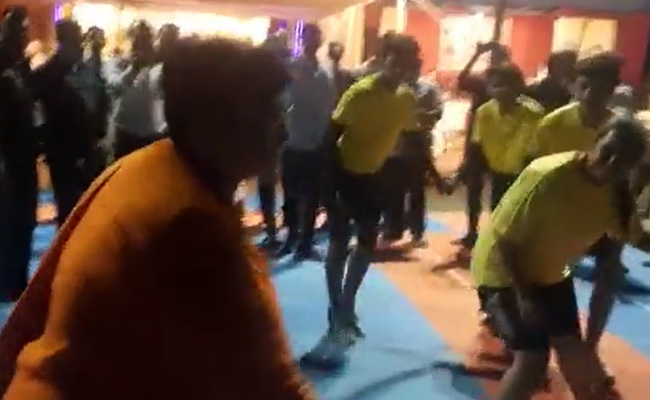 After <i>Garba</i> Dance, BJP's Pragya Thakur Plays Kabaddi