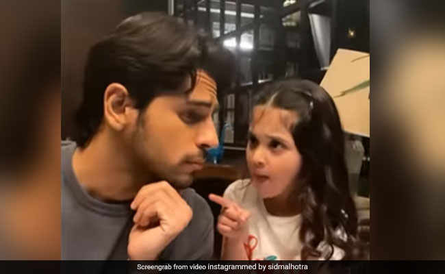 Trending: What Happened When Sidharth Malhotra Met "Little Kiara"