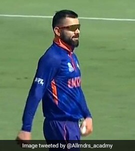 T20 World Cup: Virat Kohli Takes Over Bowling Duties In India-Australia Warm-Up Match. Watch