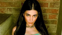 Shruti Haasan Treats Actor Vennela Kishore To Some Terrific Tamil Food