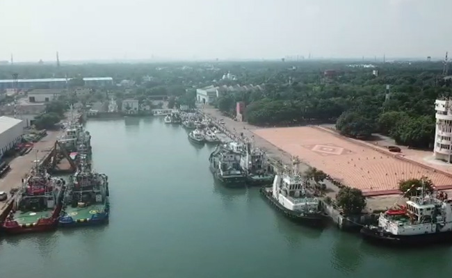 Watch: Ships At India's Major Ports Hoot To Mark A Billion Covid Jabs