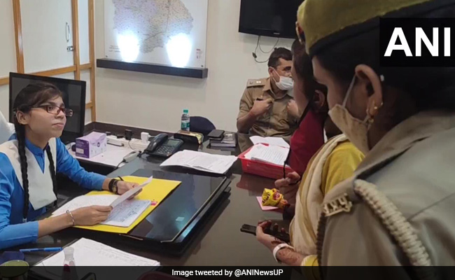 To Promote Women Empowerment, Girls In Moradabad Become Officials