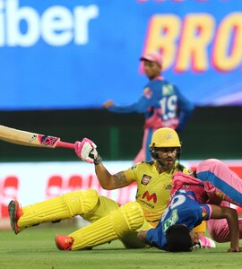 Watch: Faf Du Plessis, Mustafizur Rahman Involved In Nasty Collision During RR vs CSK IPL 2021 Clash