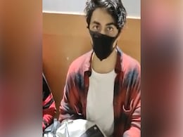 शाहरुख खान के बेटे आर्यन को नहीं मिली जमानत, अरबाज मर्चेंट और मुनमुन धमेचा की आंखों में दिखे आंसू शाहरुख खान के बेटे आर्यन को नहीं मिली जमानत, अरबाज मर्चेंट और मुनमुन धमेचा की आंखों में दिखे आंसू