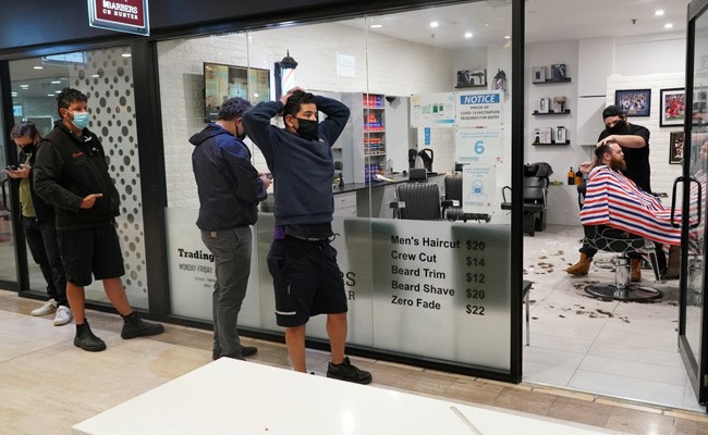 Freedom And Caution As Sydney Reopens Hoping To Live With COVID-19