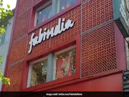 FabIndia ने दीवाली को बताया ‘जश्न-ए-रिवाज’, तो सोशल मीडिया पर ट्रेंड करने लगा #BoycottFabIndia, फिर हटाना पड़ा विज्ञापन FabIndia ने दीवाली को बताया ‘जश्न-ए-रिवाज’, तो सोशल मीडिया पर ट्रेंड करने लगा #BoycottFabIndia, फिर हटाना पड़ा विज्ञापन