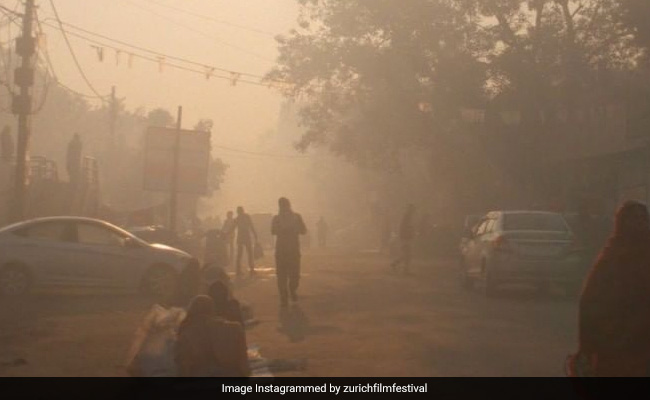 <i>Invisible Demons</i> Review: A Pertinent Essay On The Spectre Of Pollution In Delhi