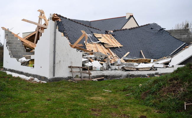 Europe Reels From Aurore Storm Trees Uprooted Homes Without Power Europe Reels From Aurore Storm Trees Uprooted Homes Without Power