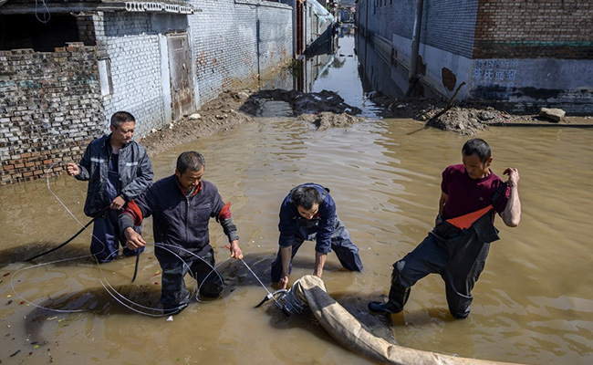 9 Dead, 11 Missing In Philippines After Tropical Storm, Landslides
