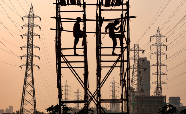 Power Cuts In Delhi Amid Heatwave, Water Crisis: "National Grid Failure"