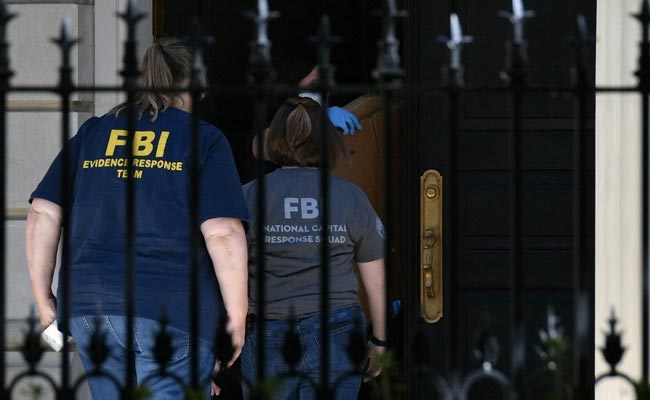 FBI Raids Washington, New York Homes Linked To Russian Tycoon