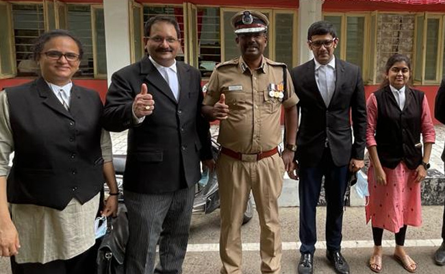 Retiring Cop Wears Bloodstained Badge From Rajiv Gandhi Assassination Day