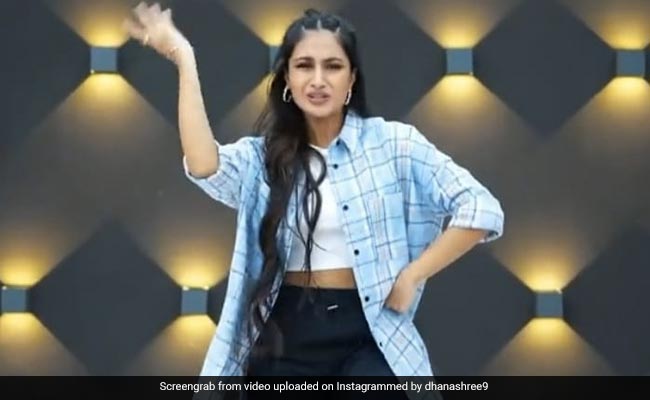 Dhanashree Verma ने अमित त्रिवेदी के सॉन्ग 'Mooch' पर किया जोरदार टपोरी डांस, खूब धमाल मचा रहा Video