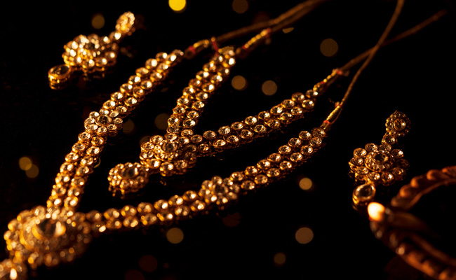 These Jewellery Sets Will Make Every Basic Ethnic Outfit Look Festive