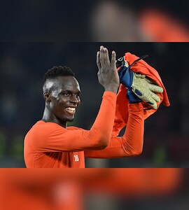 Premier League: Edouard Mendy Shines Against Brentford As Chelsea Go Top