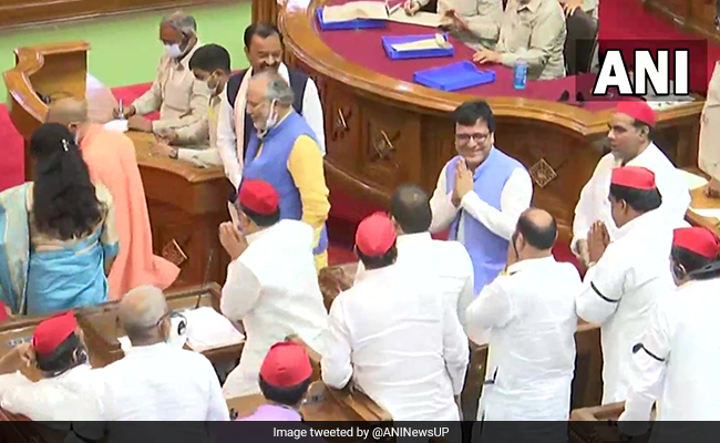 Samajwadi Party Turncoat Nitin Agarwal Elected Deputy Speaker Of UP Assembly