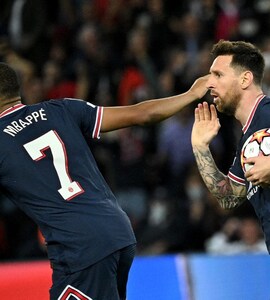 Champions League: Lionel Messi And Kylian Mbappe Lead PSG to Victory Against RB Leipzig