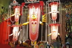 Durga Puja Turns Kolkata Into Open Air Art Exhibition Durga Puja Turns Kolkata Into Open Air Art Exhibition