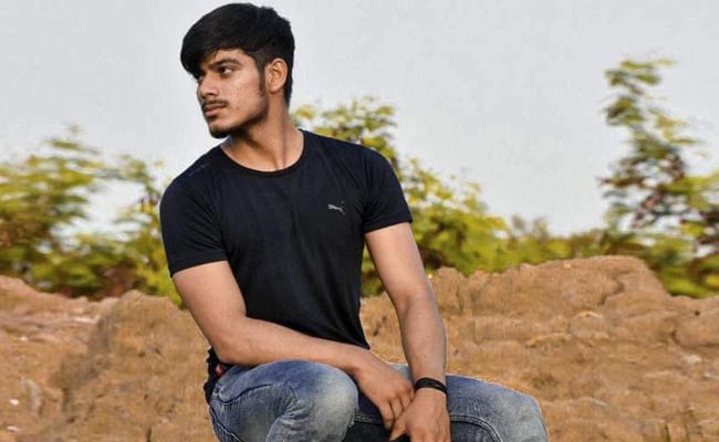 बहन की लव मैरिज से नाराज युवक ने बहनोई को मारी गोली, अस्पताल में भर्ती