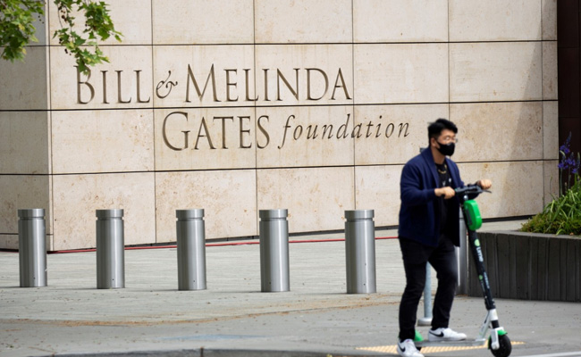 Gates Foundation To Spend $120 Million To Speed Access To Generics Of Merck Covid Pill