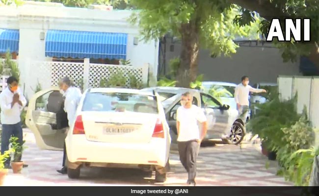 Power Minister Holds Meeting As Delhi, Other States Flag Coal Shortage