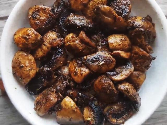 How To Make Butter Garlic Mushroom | Easy Butter Garlic Mushroom Recipe