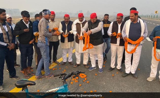 Cycles, Flower Shower At Samajwadi Party's Parallel Expressway Launch Event
