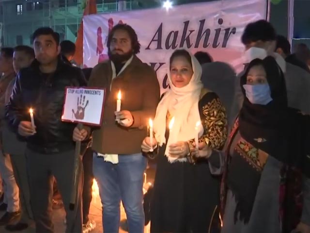Candlelight Protest In Srinagar To Condemn Civilian Killings By Terrorists