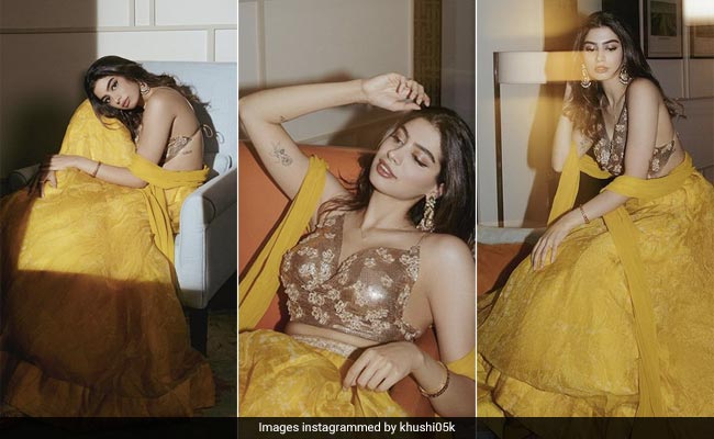 Khushi Kapoor Is More Beautiful Than The Golden Hour In Her Sunshine Yellow <i>Lehenga</i>