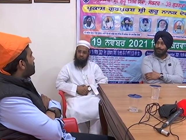 In Gurugram, Hindus And Sikhs Offer Space To Muslims For Namaz