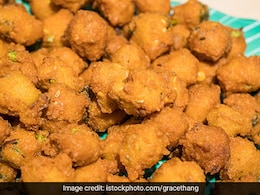 Urad Dal Vada: A Crispy Bengali-Style Snack You Can Make In 20 Mins