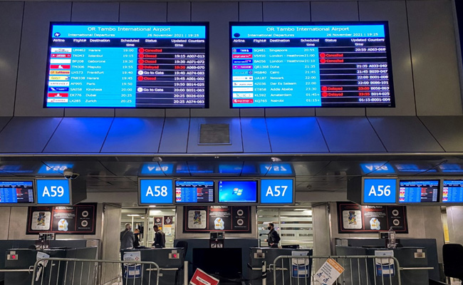 Hundreds Stuck After Sudden Travel Curbs On South Africa Over New Strain