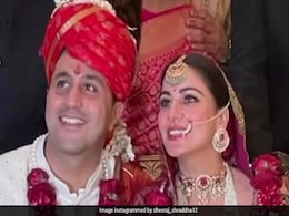 Viral Pics And Videos From <I>Kundali Bhagya</i> Actress Shraddha Arya's Wedding Viral Pics And Videos From <I>Kundali Bhagya</i> Actress Shraddha Arya's Wedding