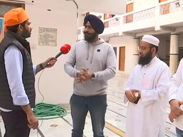 Gurudwara Offers Space For <i>Namaz</i> In Gurugram