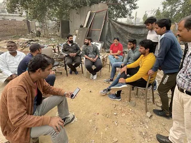 Protesters Block <i>Namaz</i> Again In Gurgaon: 'Will Build Volleyball Court'