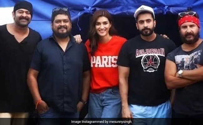 Trending Pics: <i>Adipurush</i> Wrap Party With Prabhas, Saif Ali Khan, Kriti Sanon, Sunny Singh And Others