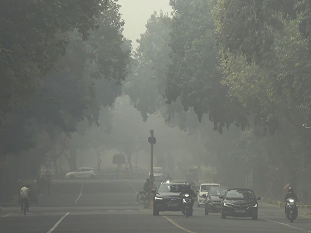 Cement-Coloured Sky, Air Quality "Very Poor" In Delhi On Diwali Day