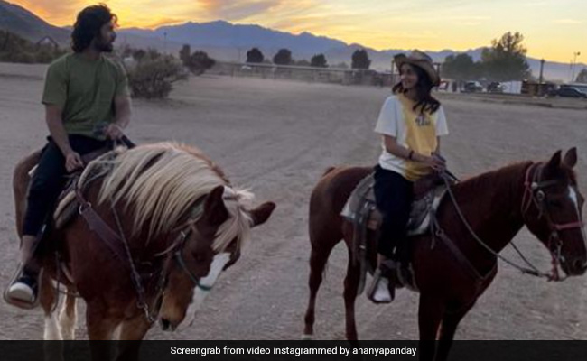 <I>Liger</i>: Ananya Panday Rides Horse With Vijay Deverakonda In Nevada
