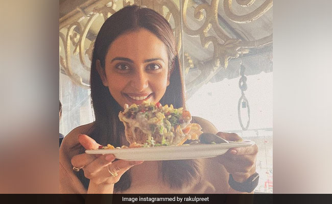 Rakul Preet Singh Is A Foodie. See What She Posted After Relishing Basket Chaat In Lucknow